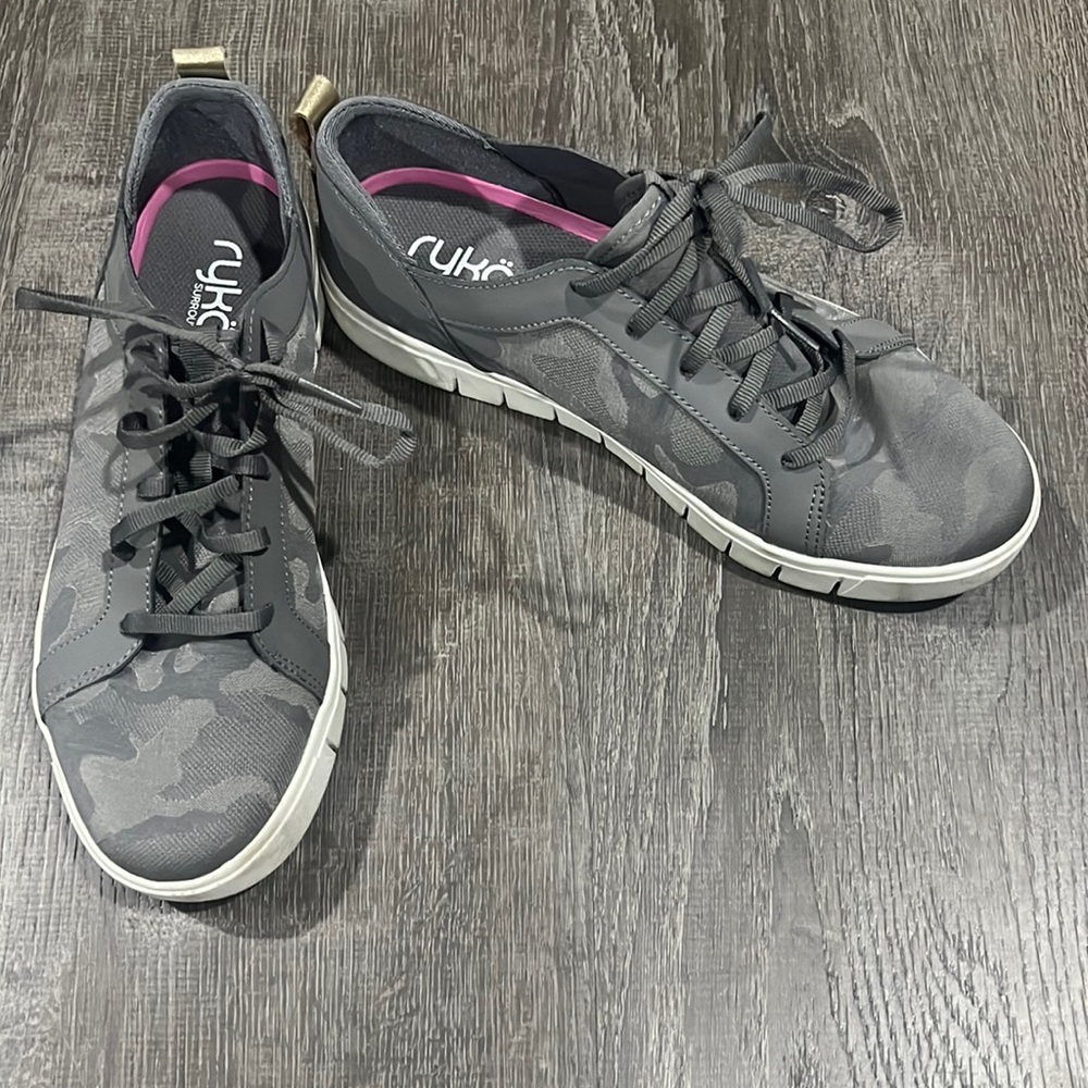 Rykä surround fit cami gray shoes
